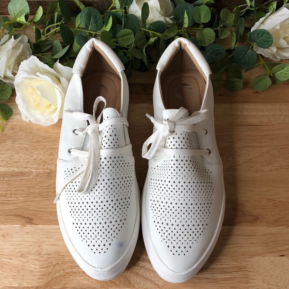Journee Collection Shantel Shoes Sneakers 11